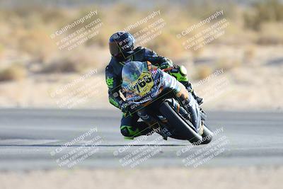 media/Nov-16-2024-CVMA (Sat) [[0e4bb1f32f]]/Race 9-Amateur Supersport Middleweight/